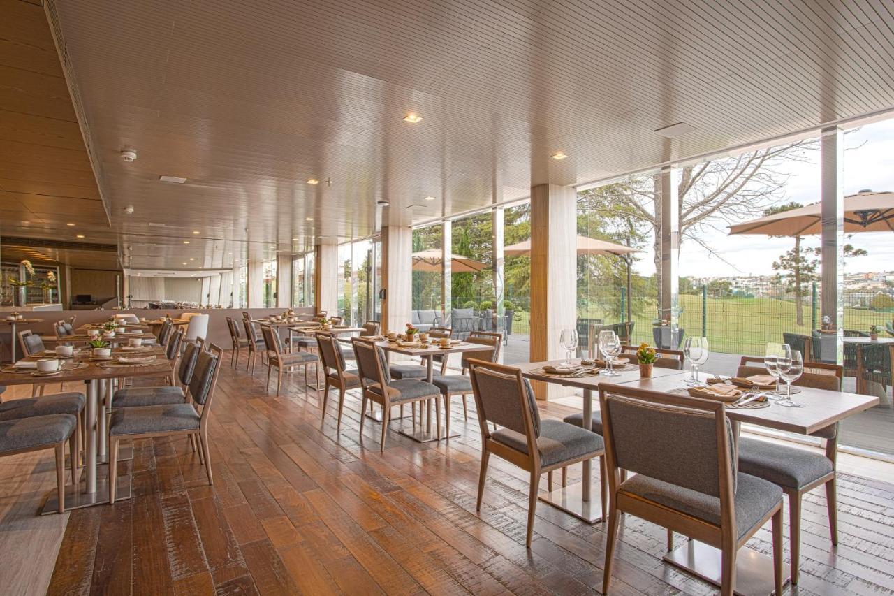 Suryaa Hotel Pinhais, Curio Collection By Hilton Buitenkant foto